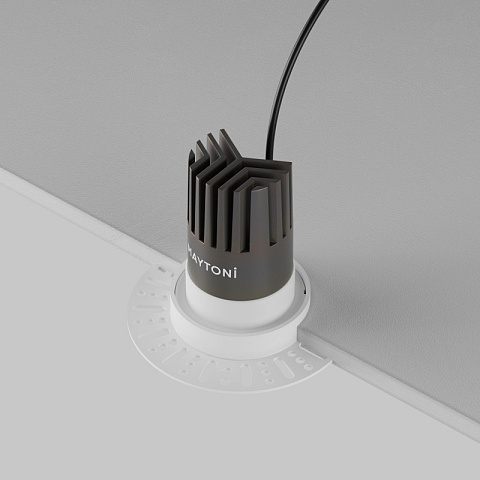 Встраиваемый светильник Maytoni DL124-10W-4K-TRS-W