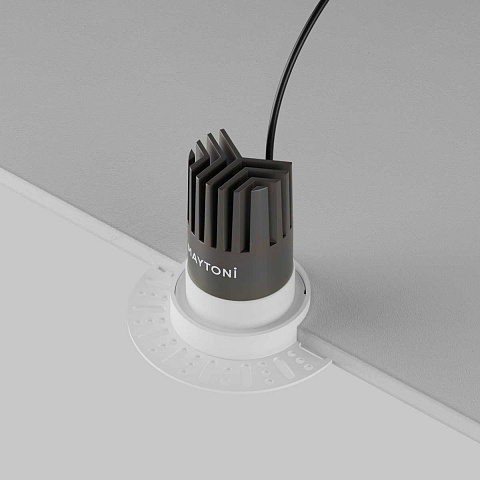 Встраиваемый светильник Maytoni Technical DL124-10W-2.7K-TRS-W