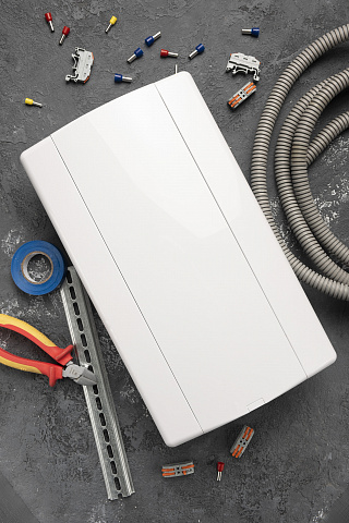 EKF PROxima Щит распределительный ЩРВ-П-18 "SlimBox" белая дверца IP41