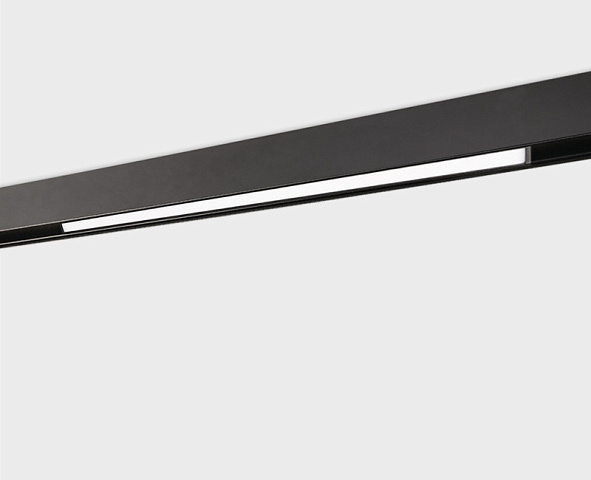 Светильник на шине ITALLINE IT012-5021 black 3000K