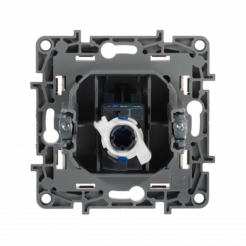 Legrand Etika Слоновая кость Розетка комп (RJ45) 5 категория  UTP