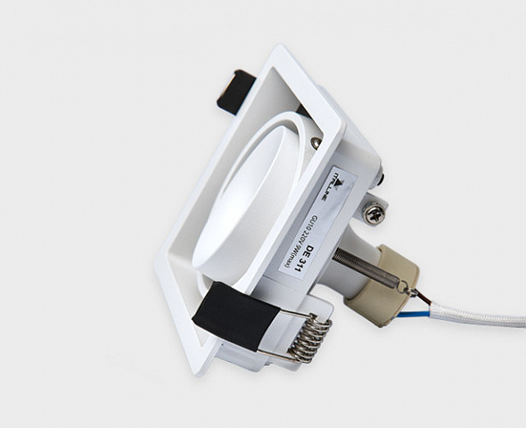 Встраиваемый светильник ITALLINE DE-311 white