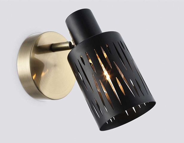 Спот Ambrella Light TR8667