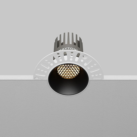 Встраиваемый светильник Maytoni DL119-10W-3K-TRS-B