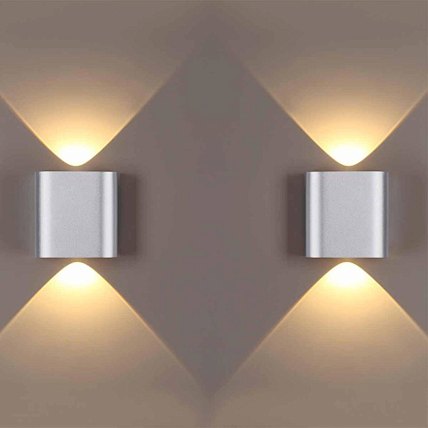 Настенный светодиодный светильник Odeon Light Hightech Magnum 4213/2WL