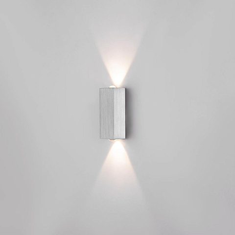Настенный светодиодный светильник Elektrostandard Petite LED 40110/LED сталь a056601