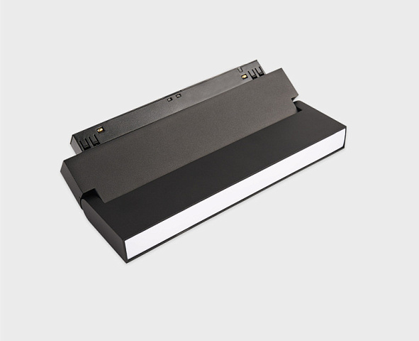 Светильник на шине ITALLINE IT012-5024 black 3000K