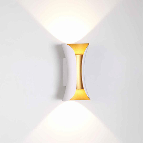 Уличный настенный светодиодный светильник Odeon Light Hightech Krista 3886/6WG