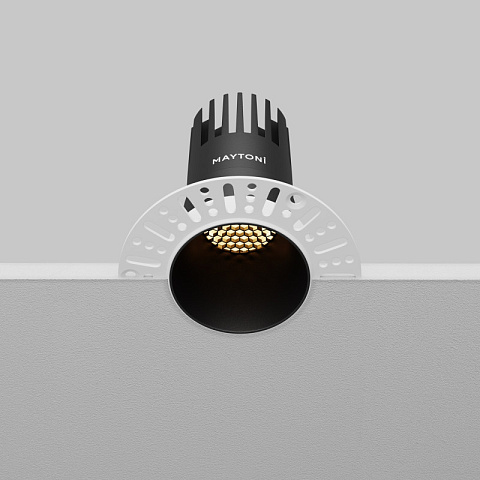 Встраиваемый светильник Maytoni DL120-10W-2.7K-TRS-B