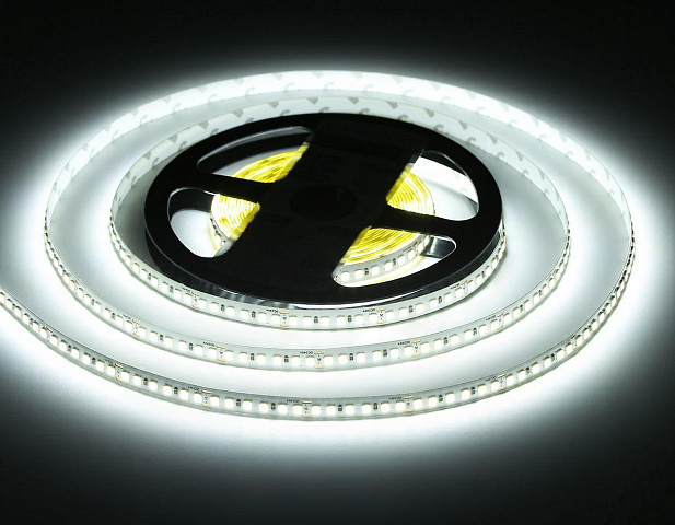 Светодиодная лента Ambrella Light 14,4W/m 180LED/m 2835SMD холодный белый 5M GS3203
