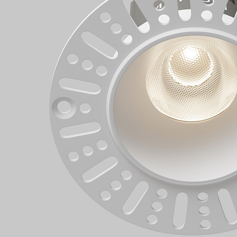 Встраиваемый светильник Maytoni DL124-10W-4K-TRS-W