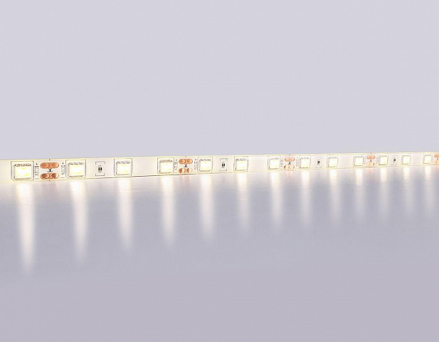 Светодиодная влагозащищенная лента Ambrella Light 14,4W/m 60LED/m 5050SMD теплый белый 5M GS2101